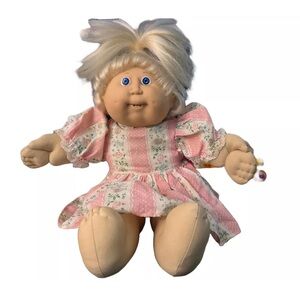 Vintage 1986 Cabbage Patch Girl with Teeth, Blonde Hair, Blue Eyes, X. Roberts